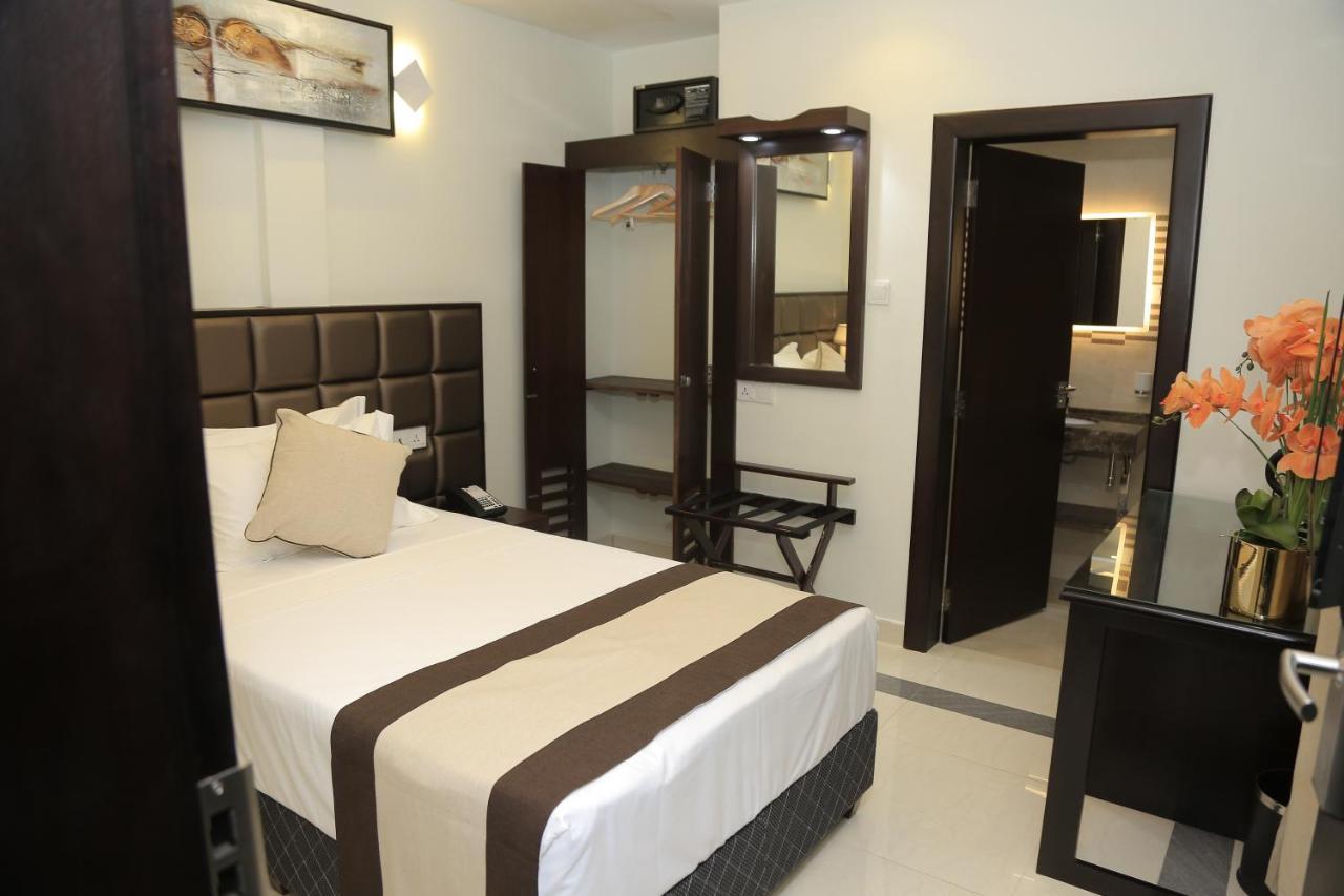 Viveka Hotel Colombo Kalubowila West Eksteriør bilde